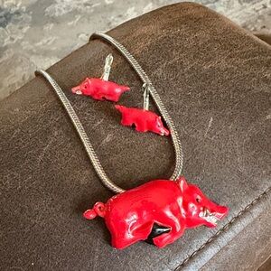 Vtg Arkansas Razorbacks Jewelry Set